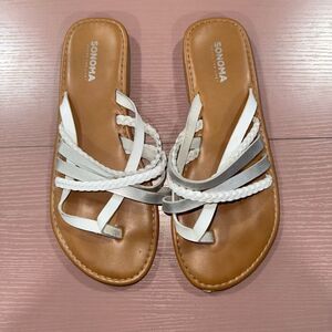 Sonoma Goods for Life White & Tan Flip Flop Sandal Thongs Size medium